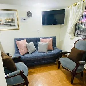 Casa Grande Y Confortable 2 Medellín