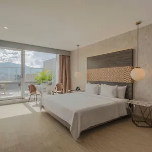 V Grand Hotel, A Member Of Radisson Individuals Hotel